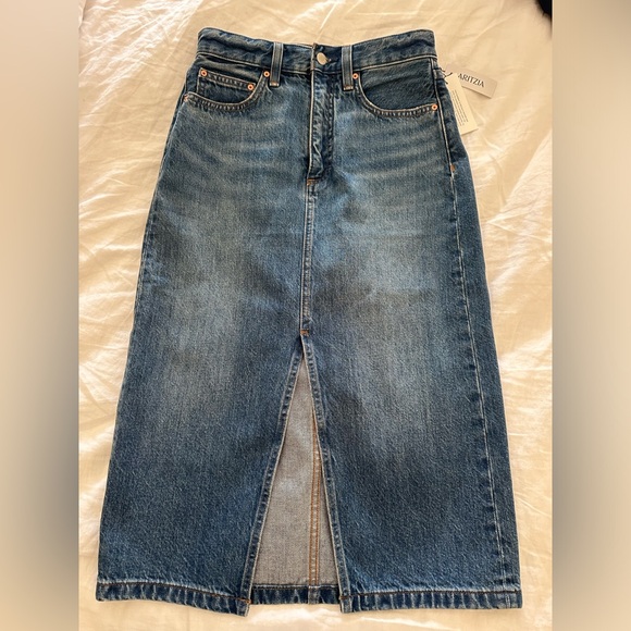 Aritzia Denim Forum The 90’s Halle Denim Skirt Size 24 - Picture 4 of 7